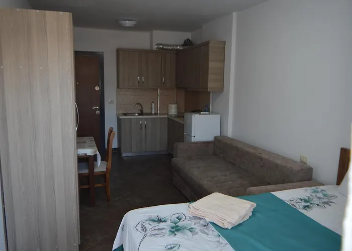 Ajvazi Apartament